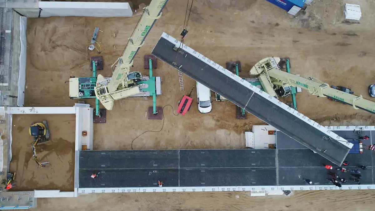 7fa785c2b9c2f36dfc13aae0610bb993