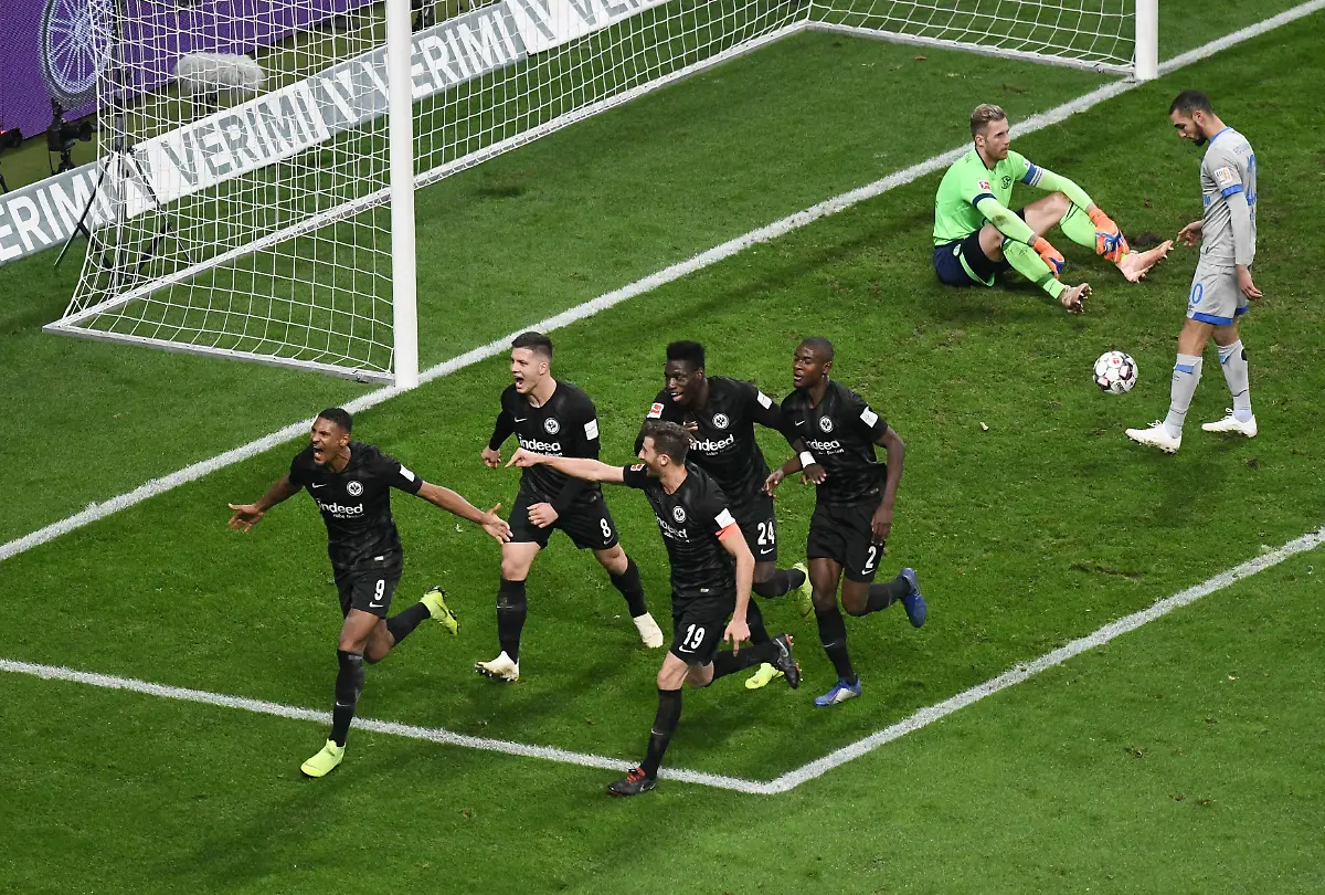 0d67d15efa6af9b690264f7e9411ac81