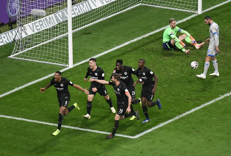 0d67d15efa6af9b690264f7e9411ac81