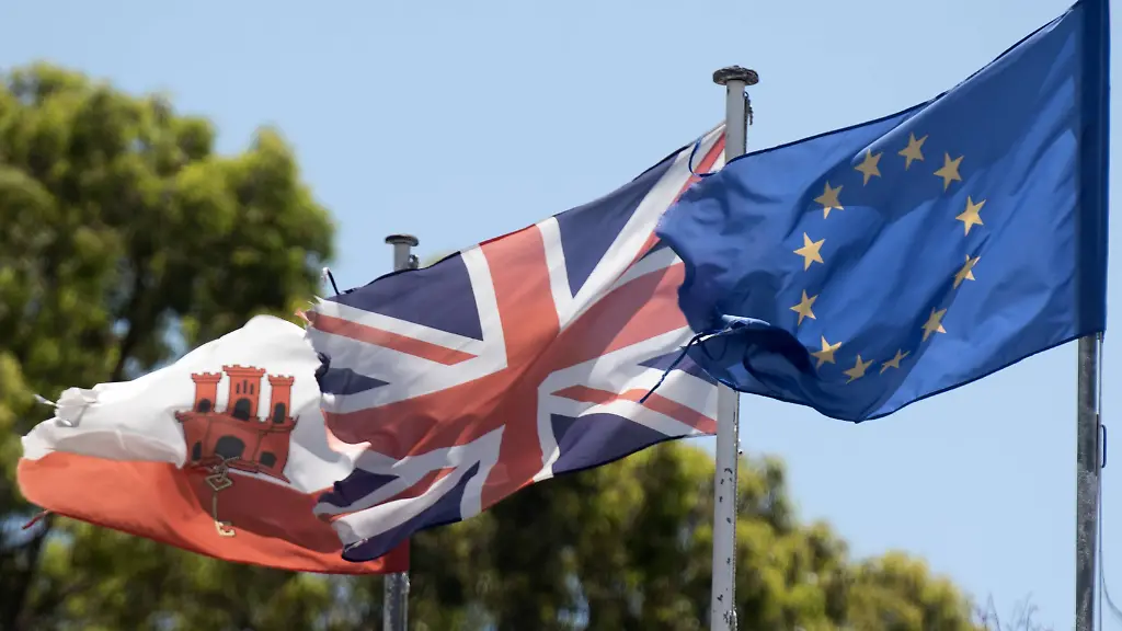 231991e7d88587b9e7db3e2266ca9d75