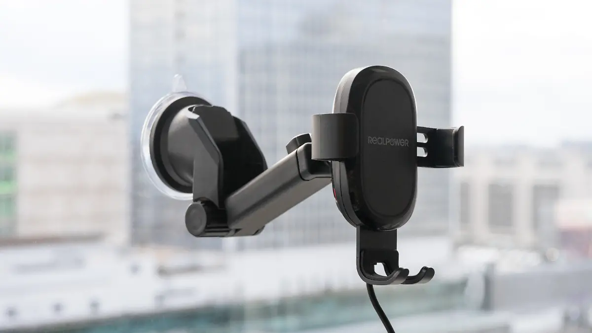 Ultron-Free-Charge-10-Car-01