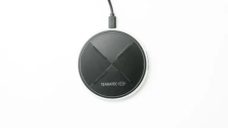 Terratec-RealPower-ChargeAir-Dot-01