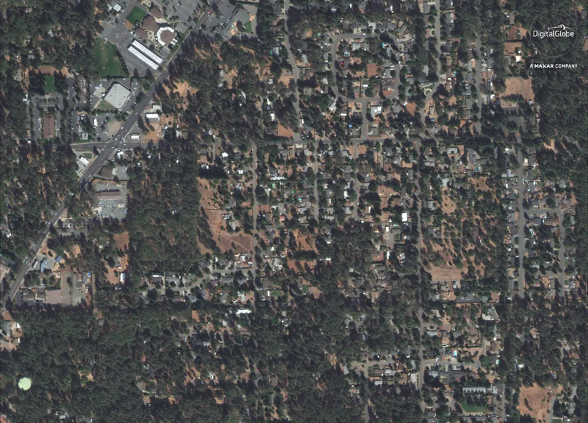 10-paradise-bille-road-before-fire-10sept2018-wv3