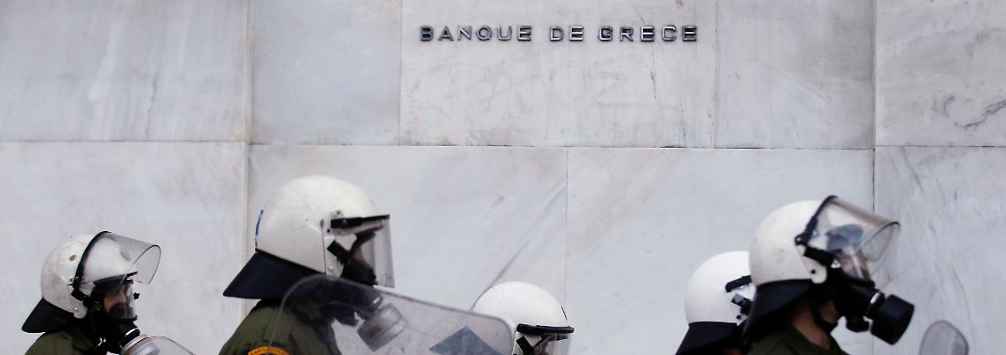 Soziale Unruhe in Athen: Wie lange hält Papandreou das durch?
