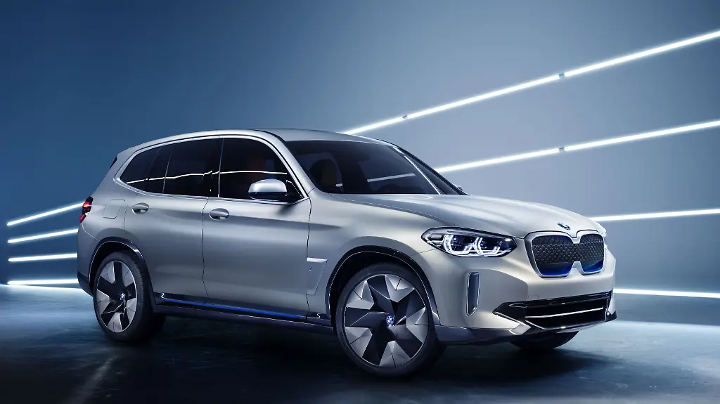 P90301493-highRes-bmw-concept-ix3-04-2