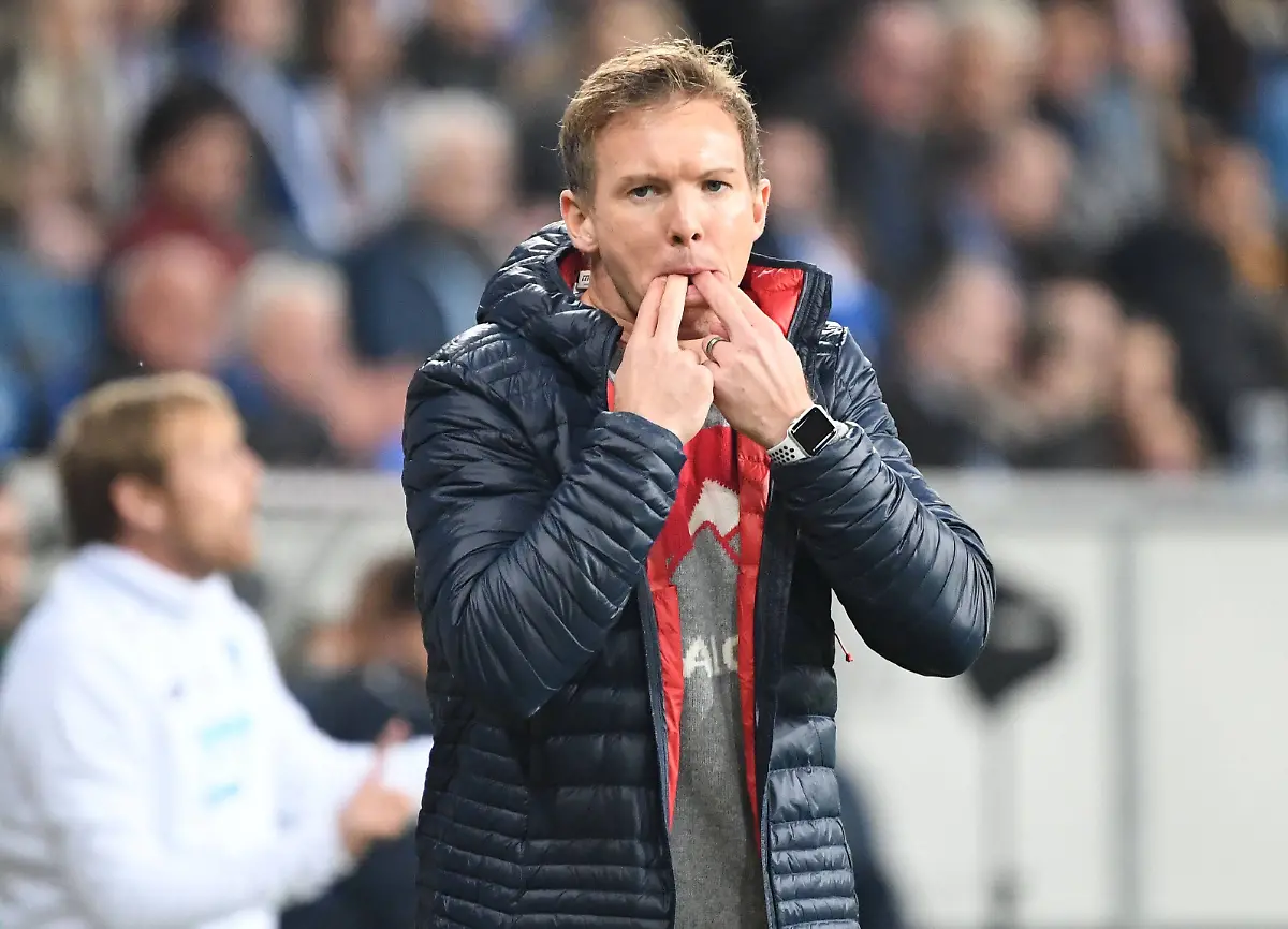 e5ae572d3efaf6be41a27bbe24ed154b