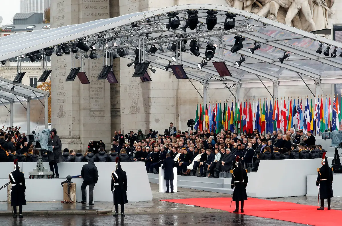 f2c438bf537b4c892263aaf8768e8832