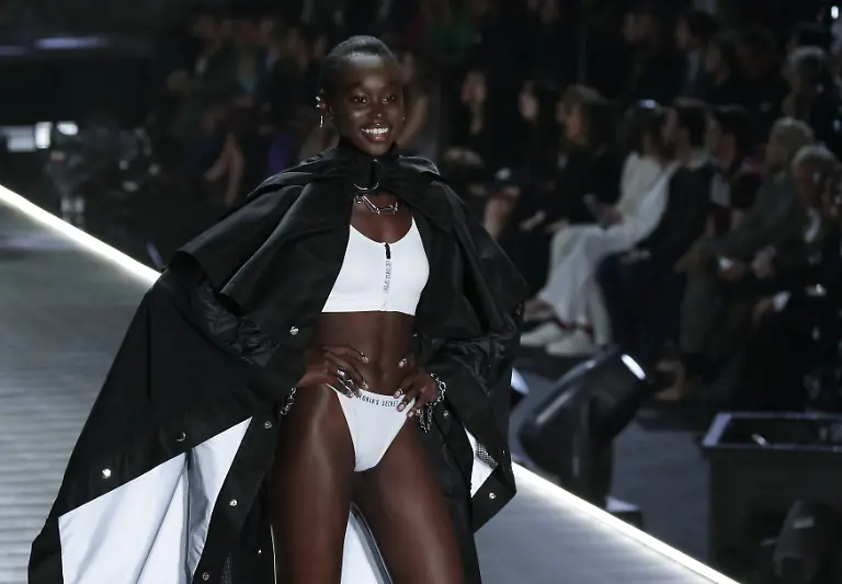 b9f686612ecc8b9ed6de59346904617a