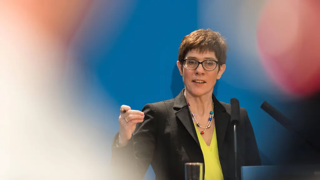 25182c9ceaa435909463e4f8604e8b69