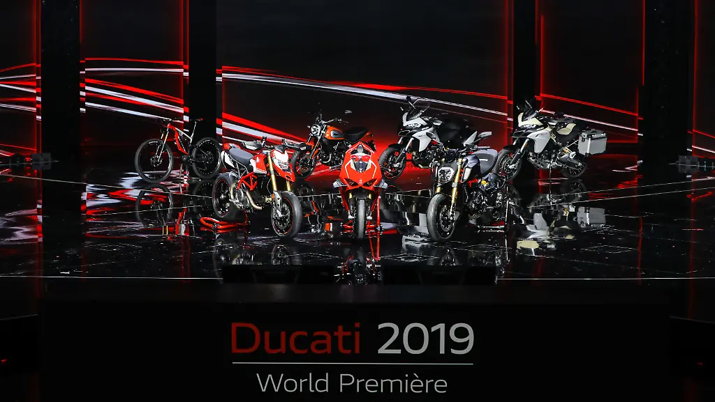 Ducati-World-Premiere-2019-03-UC69338-High