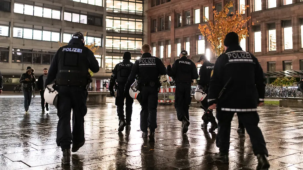 b1d29a64c48df63cb8a827400ed3e915