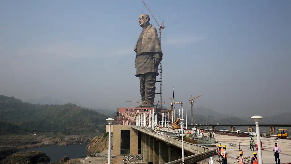 0561ecc4cf30c6a98601f309d25d9a8e