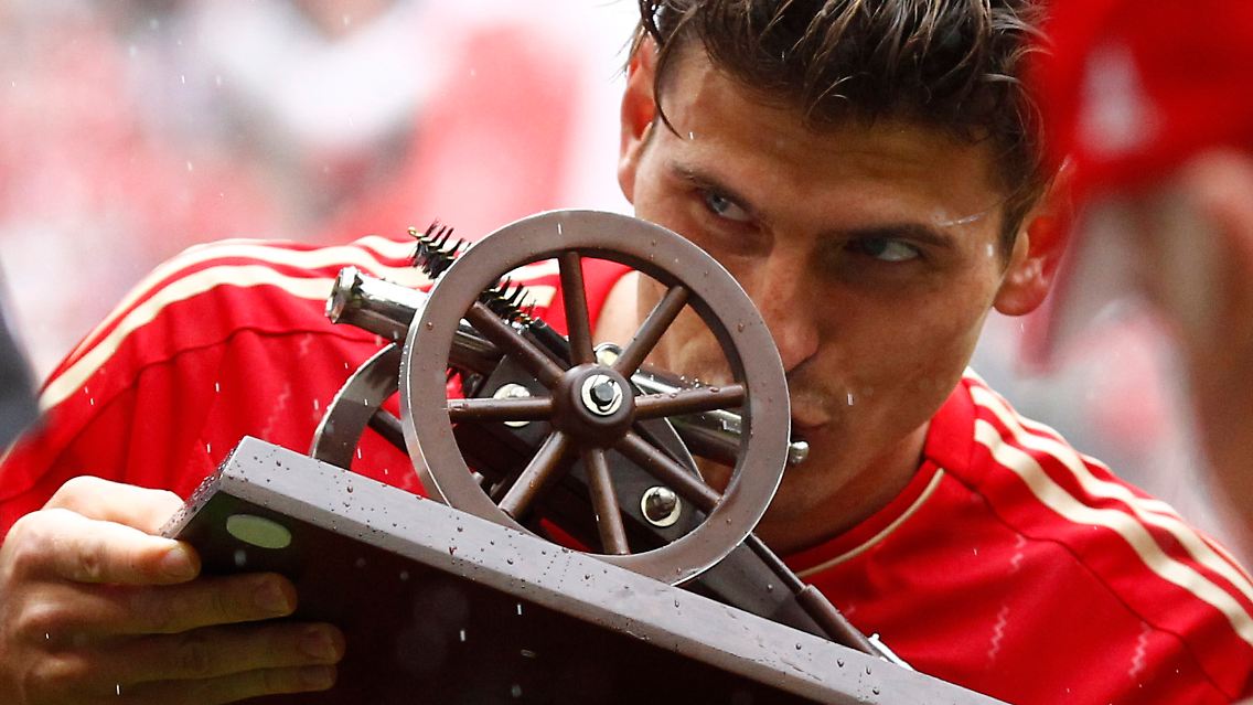 Ballermann der Saison: Mario Gomez gewann mit 28 Treffern die Torjägerkanone und sorgte dafür, dass die Bayern-Spielzeit nicht titellos endet.