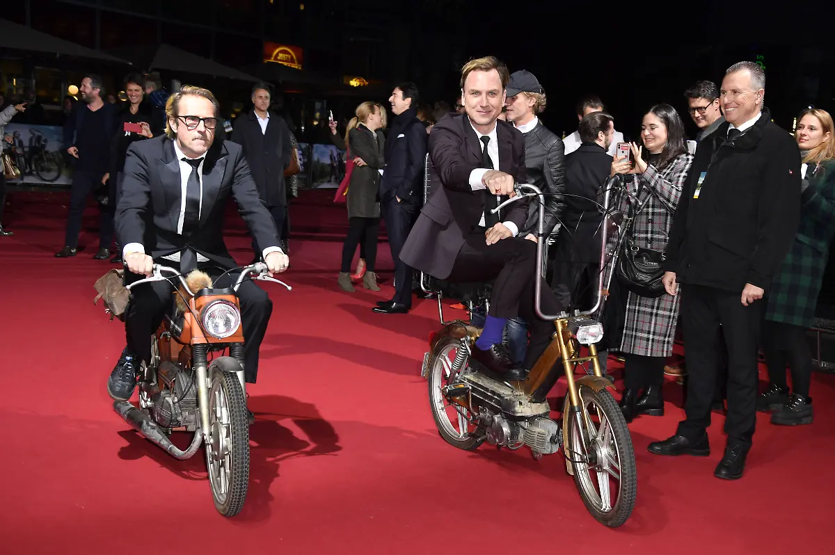 f0cbf1999d94165eefc1fd0f26449a07