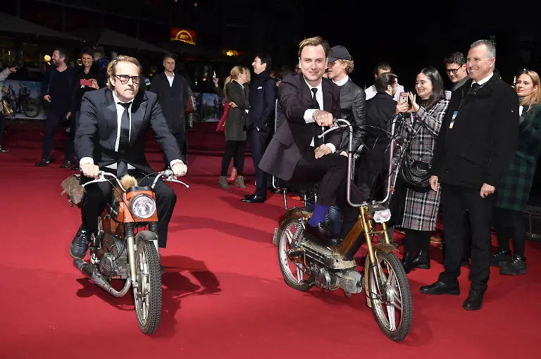 f0cbf1999d94165eefc1fd0f26449a07