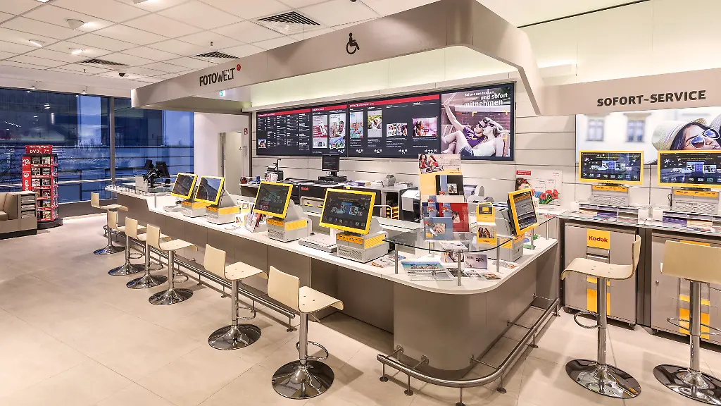 ROSSMANN-Berlin-Fototresen