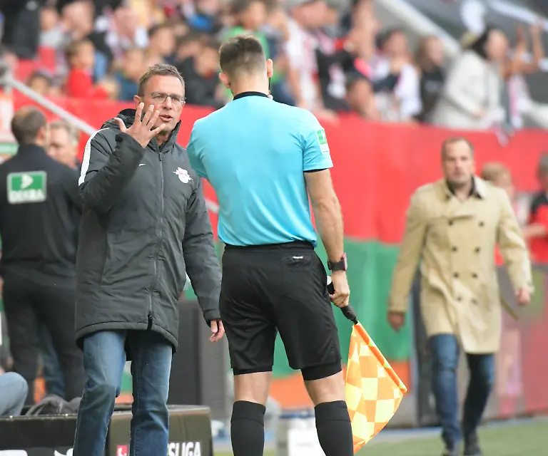 ac27e3ce687461d848f6cc81d0ab4d86