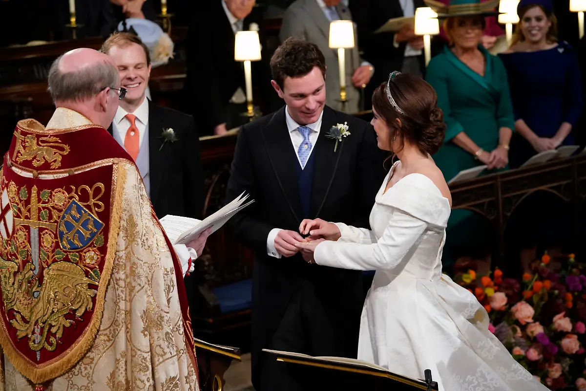 740b140f9e25ff7d4f589ae0597ba376