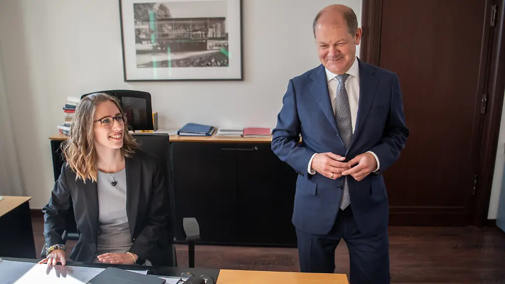 c7a20b89b6500cf11500779402554244