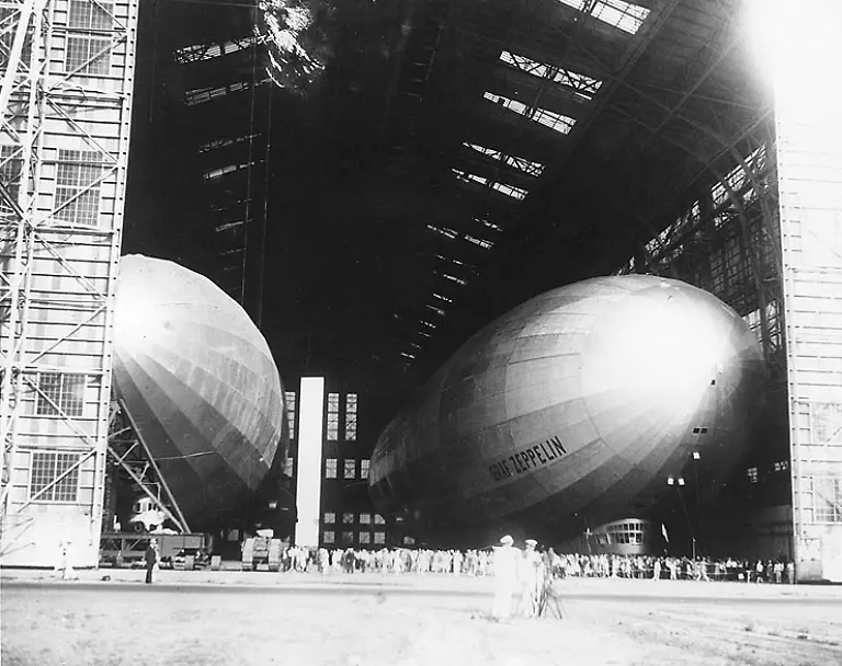 Lakehurst-LZ126-LZ127