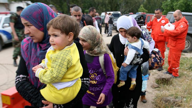Das Rote Kreuz im Libanon steht Flüchtlingen aus Syrien zur Hilfe bereit.