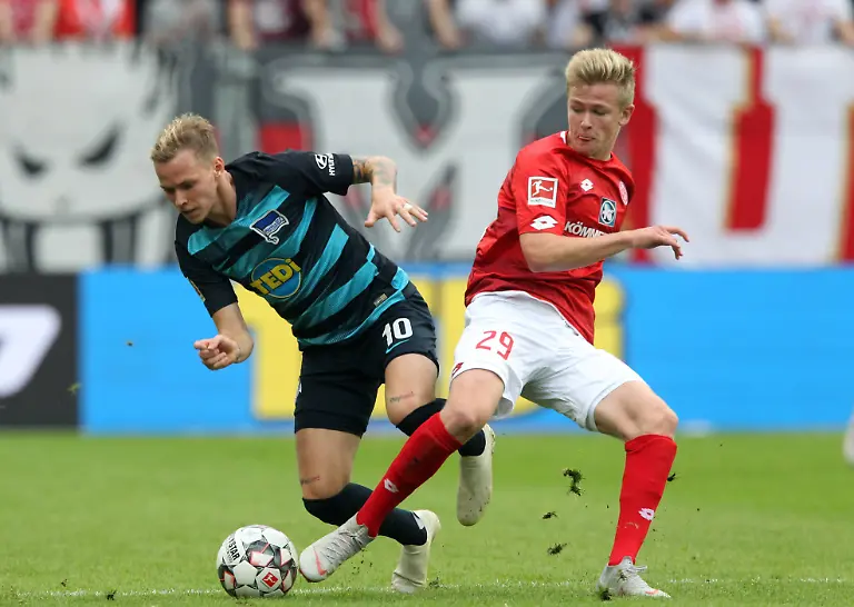 b1ee00b426b89ac5db0987b7859a609a