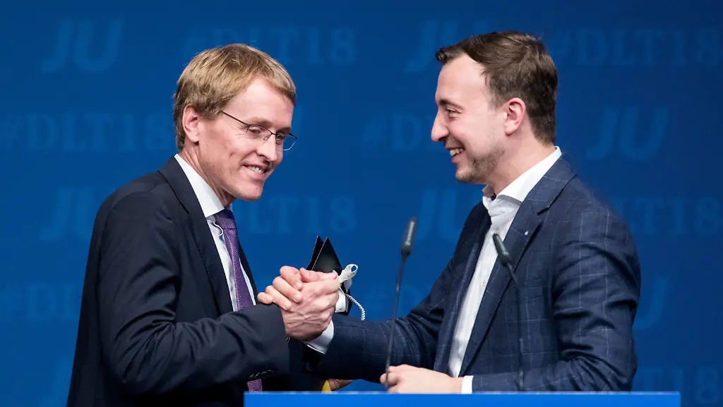 d88cb64f9328533d4af010308e3e869e