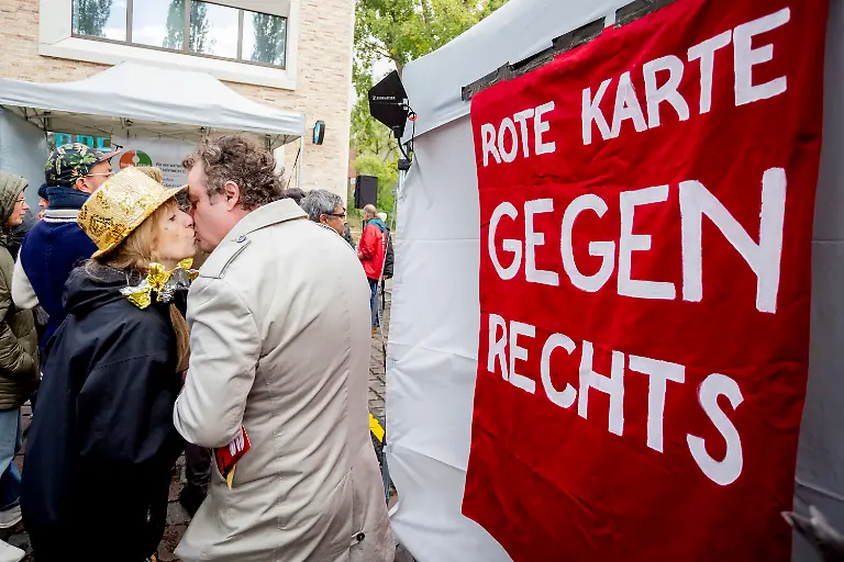 d3d0d083be338320f35e38d6e0a56669