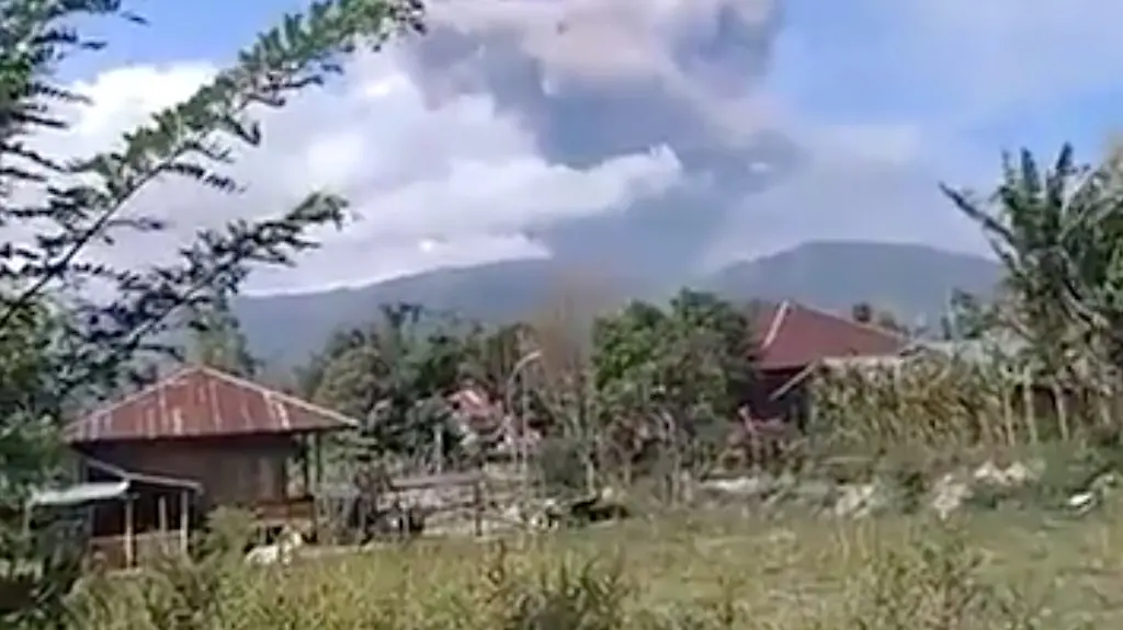 4d8e7ca4f5f0ef6d6f56b8184c69d8f2