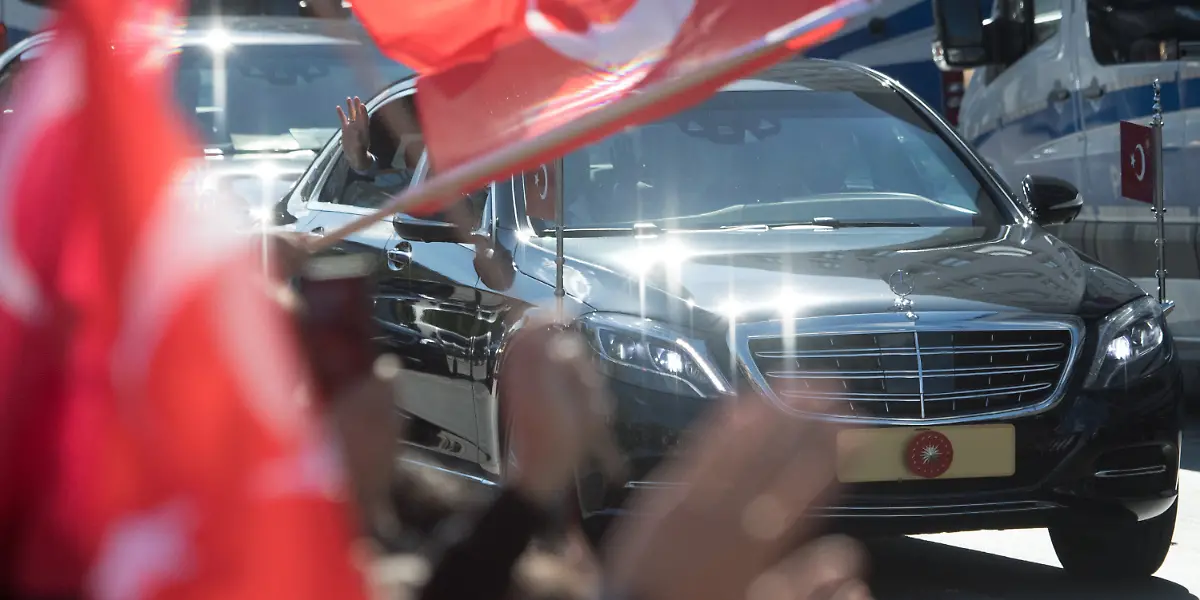 3729187ef649d639a46e15c07b8aaf86