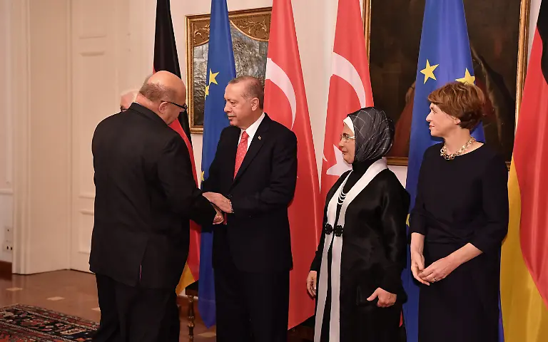 d494c3343c745fda14285c061d57ac49