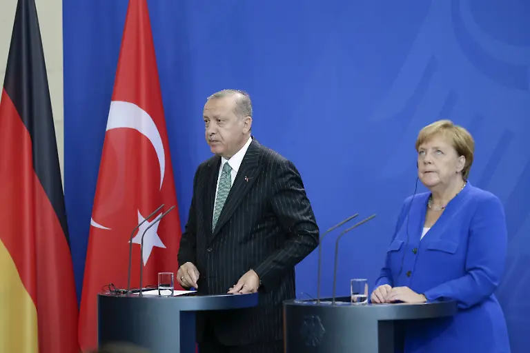 e382d3a33aec34507554441f72a10dda