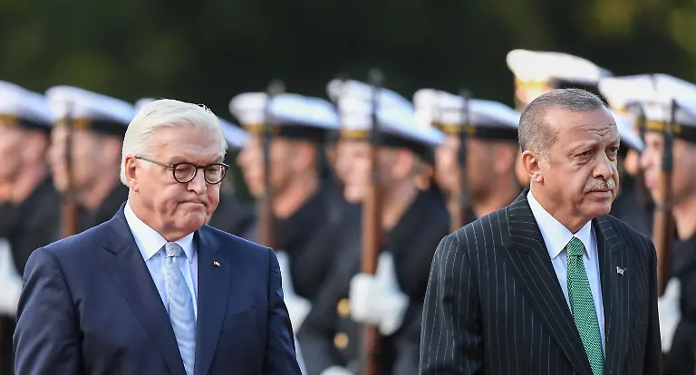 c3c8566606120130aaffcddb51b1a7a4