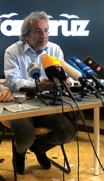 2d45de1884b9fa1a1e9464567deaef2e