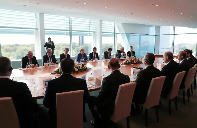 9efce80536a0a7ce82cd33c2d08eb43f