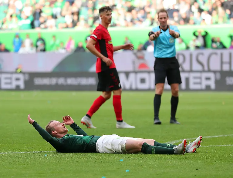 dfb5f126035b19e7049e58bc35b76930