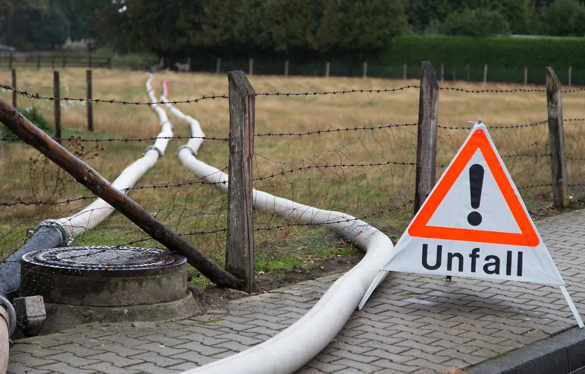 fb7bd09ed8639e1ab87b32c6f3ddb057