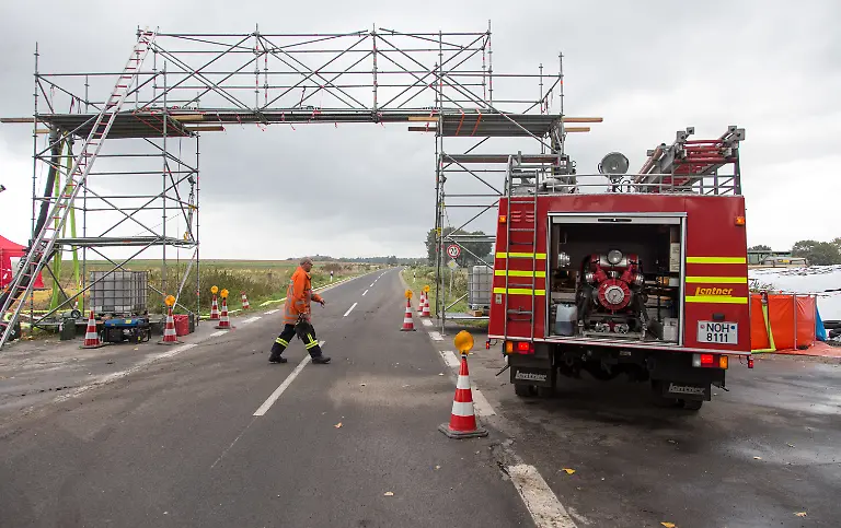 ec0be5a15d88604c1d8f688a0a1b6480