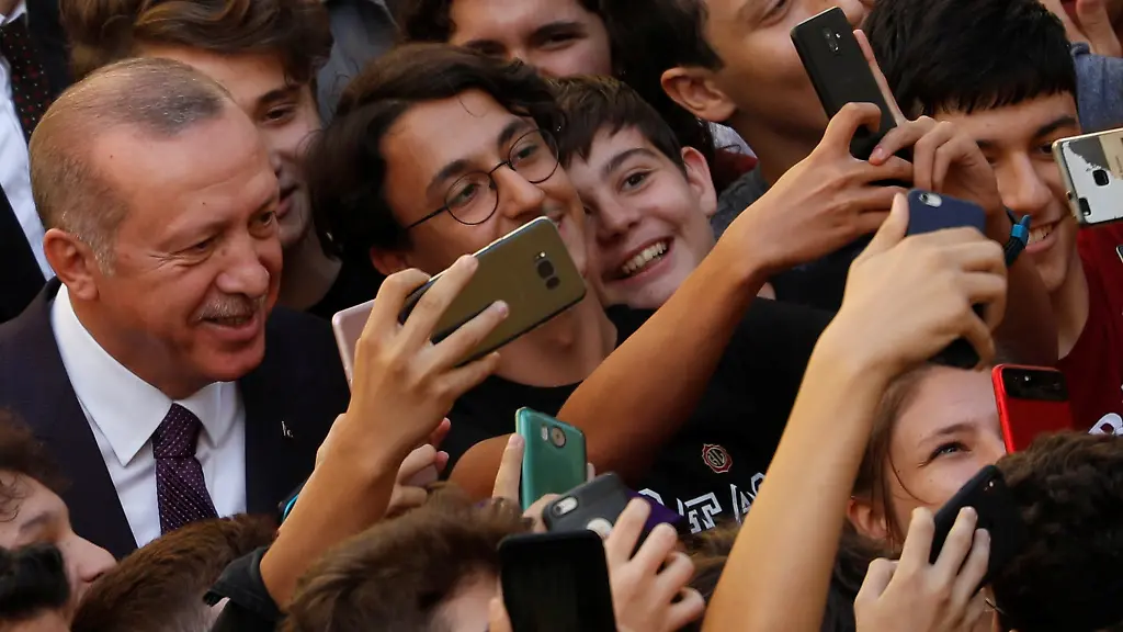 965bdc08975372a5d201085b5de62984