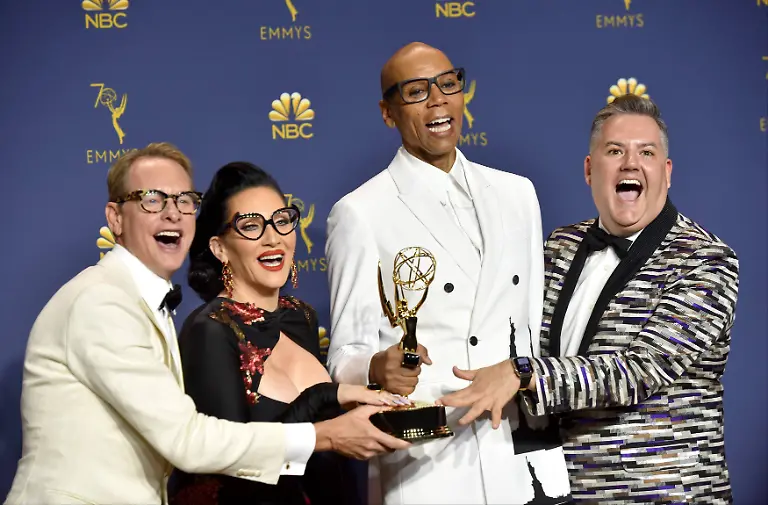 695278a7d0916dfc69bc23d910282d55