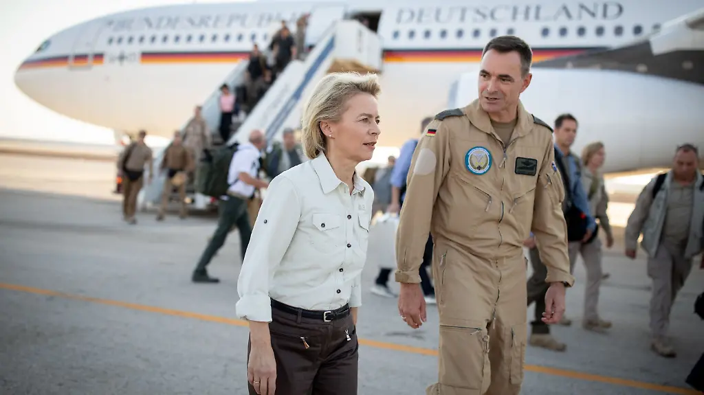 6a9bcbe74c0a180bb181e13f62a27d7e