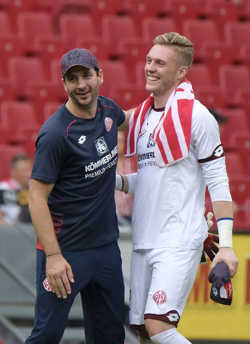 f3e6e354ea5988c0c06b9ec3dd7c81b2