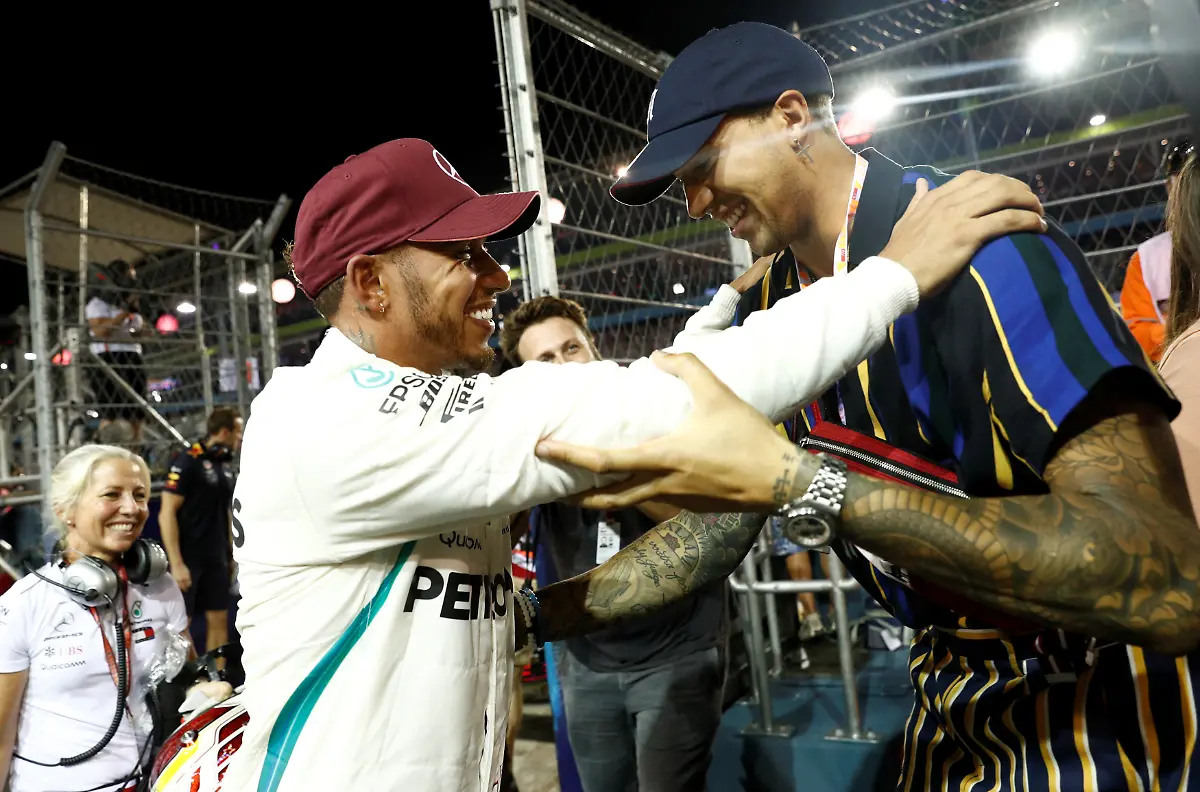 83726837a11d40b28196fa53a802e308