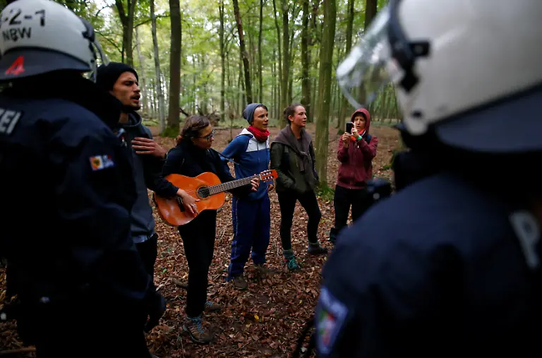 6450e5f989c3d2d75b14a80d30c14333