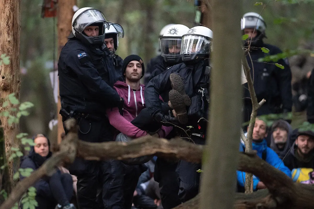 ec1dc0037560341b238773df37250c3a