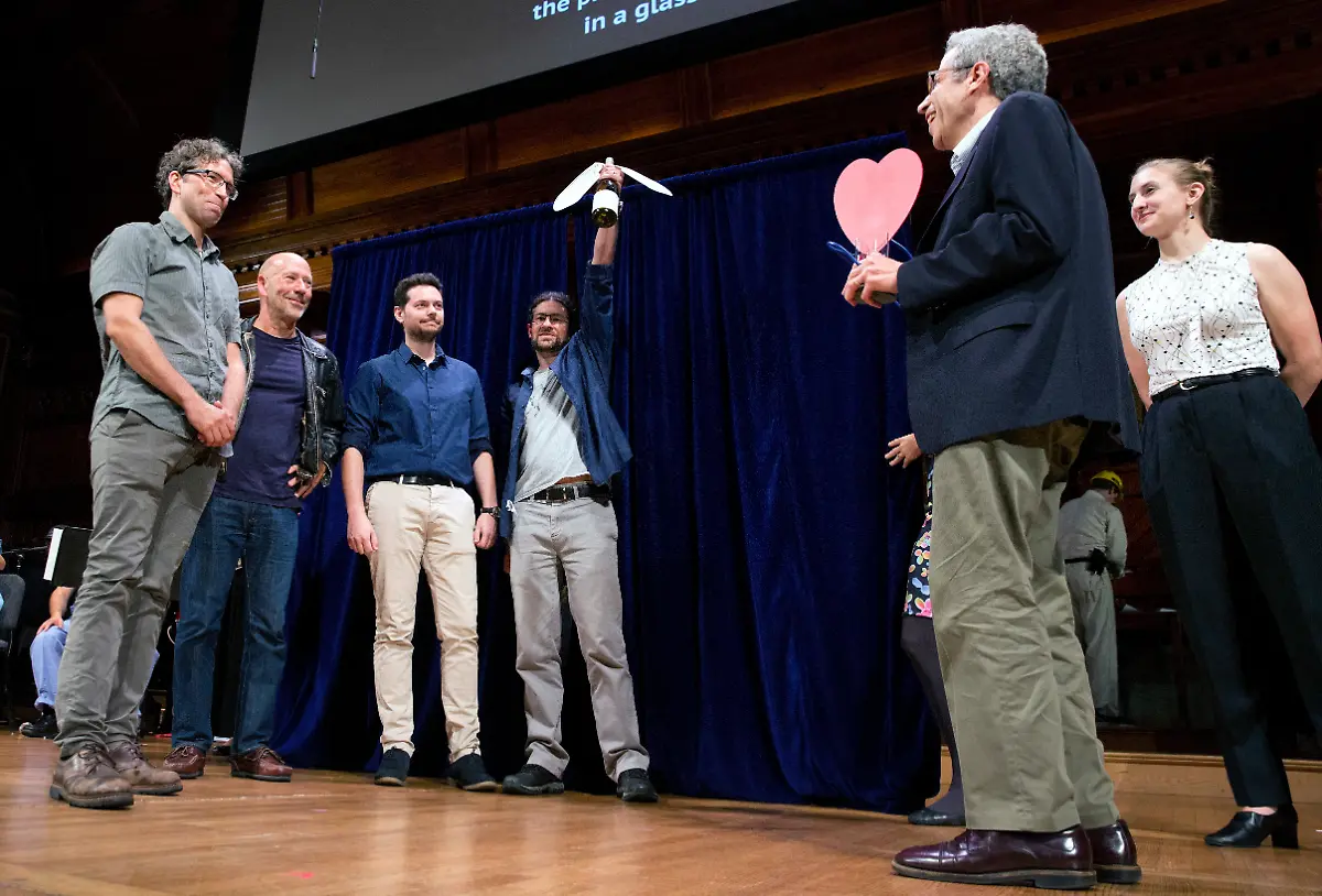 775867032fc45d53e79a4f52821a4472