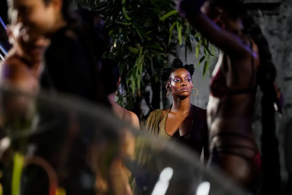 ce7c6d767c2ed90e8cd882bbe50cbfba