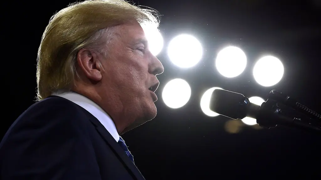 438b3ec0e5b9f73f5b86c6fc8835e743