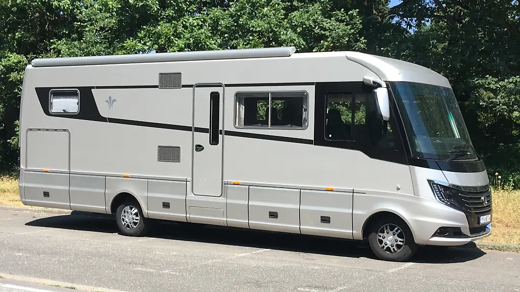 Niesmann-Flair-920LE-1