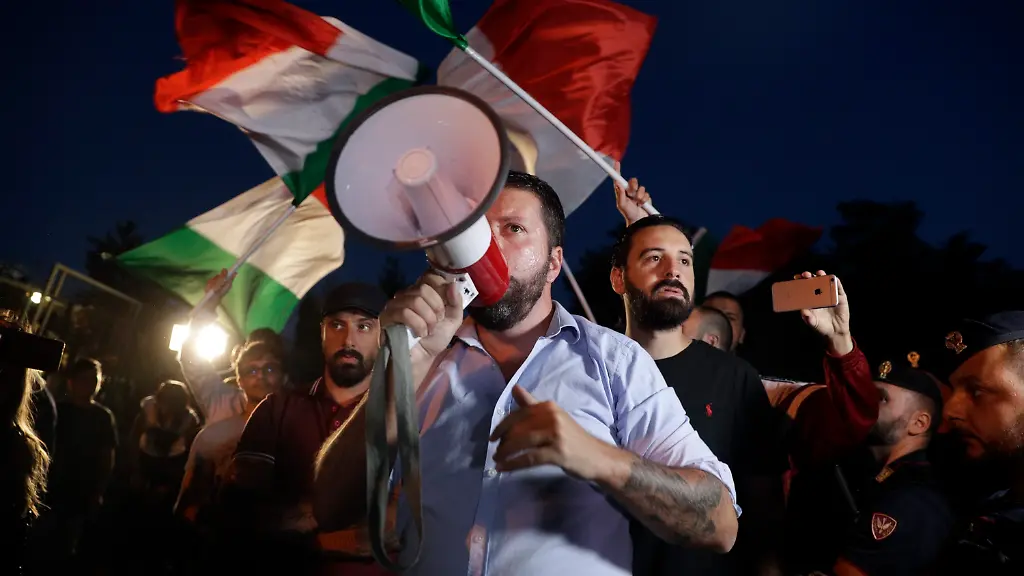 ef98585dc3f9a0cd3843564945de64fa